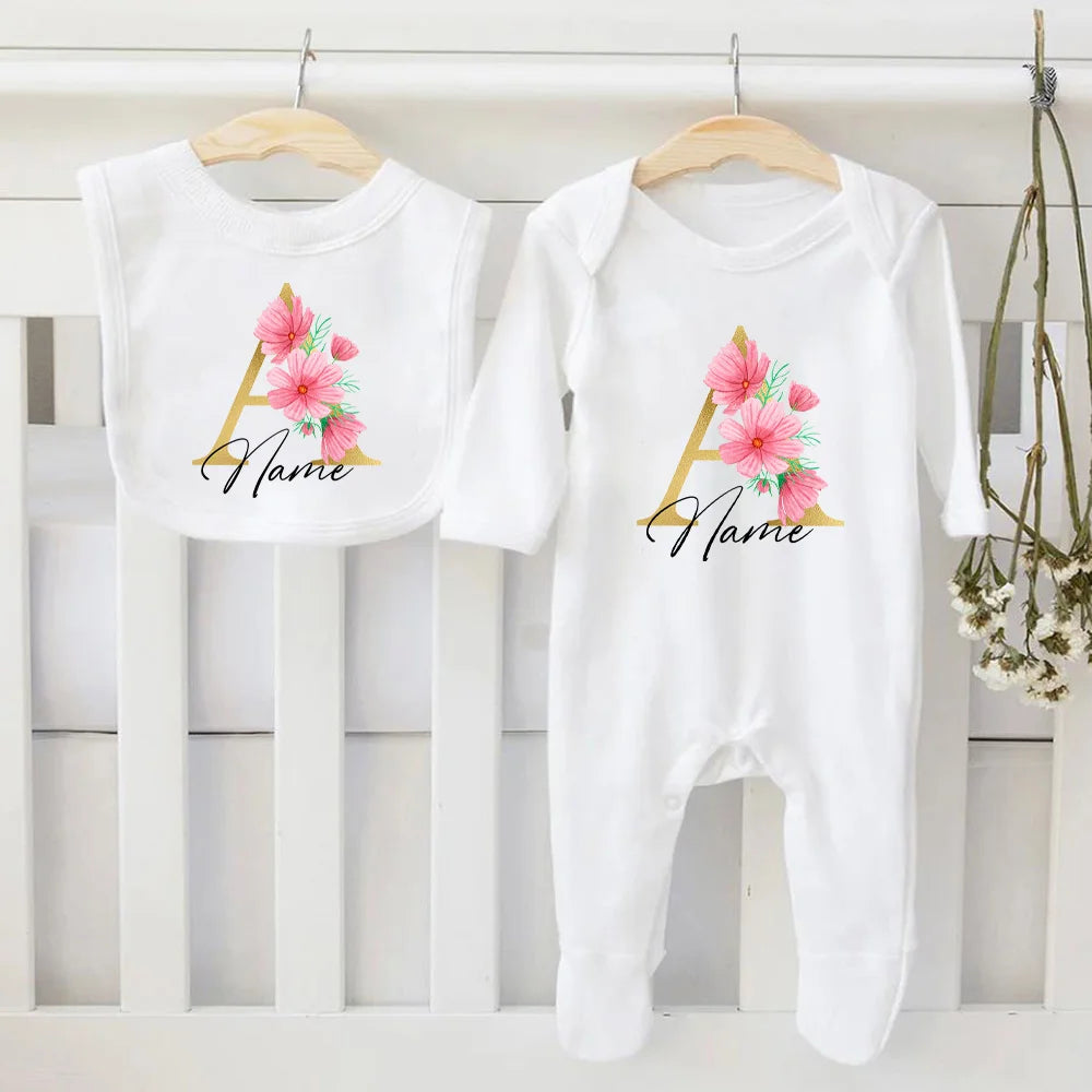 Conjunto de babero y body personalizado