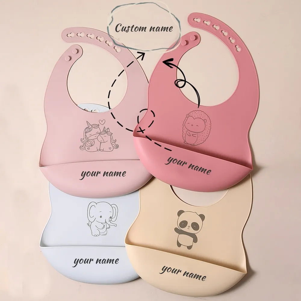 Babete de silicone personalizável com nome