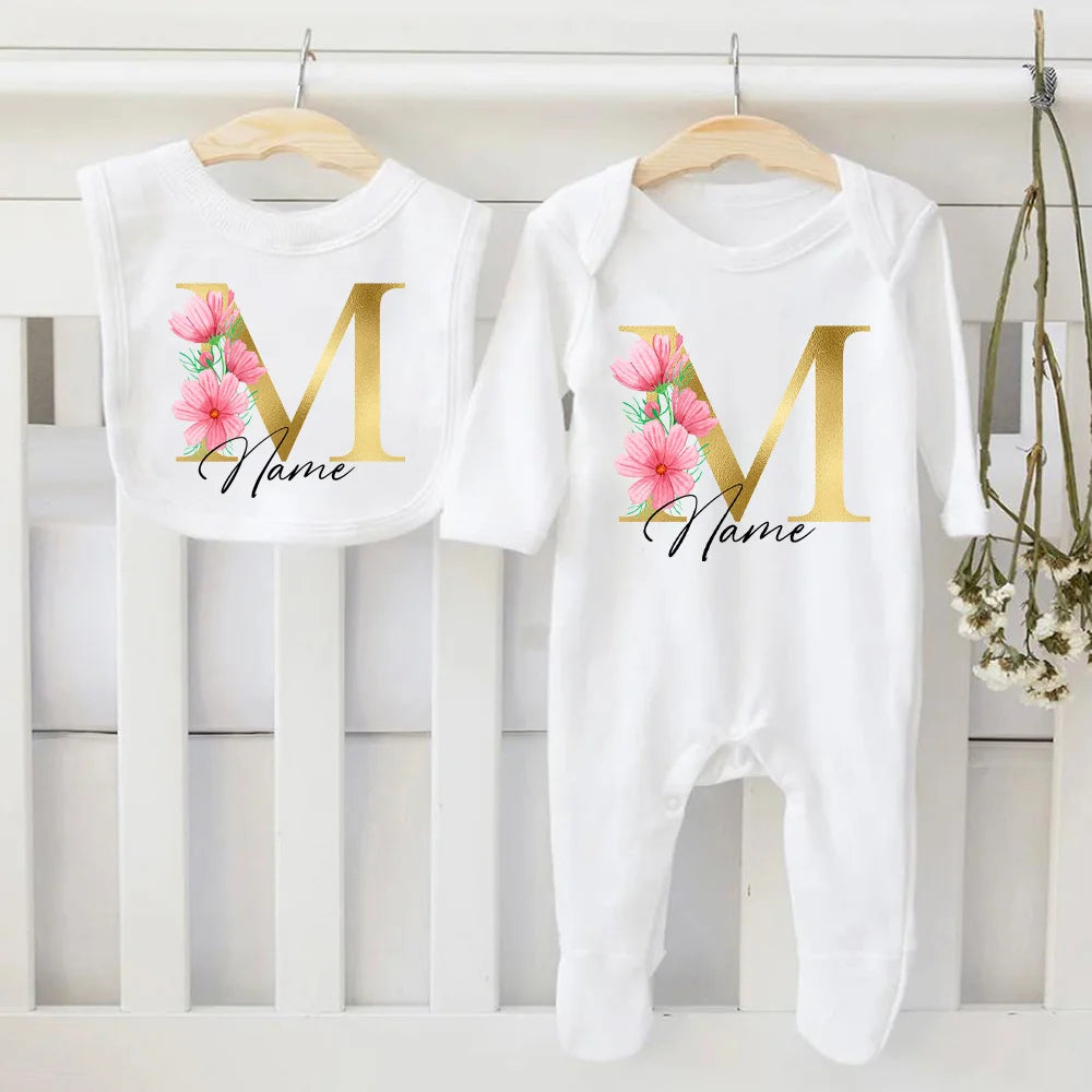 Conjunto de babero y body personalizado