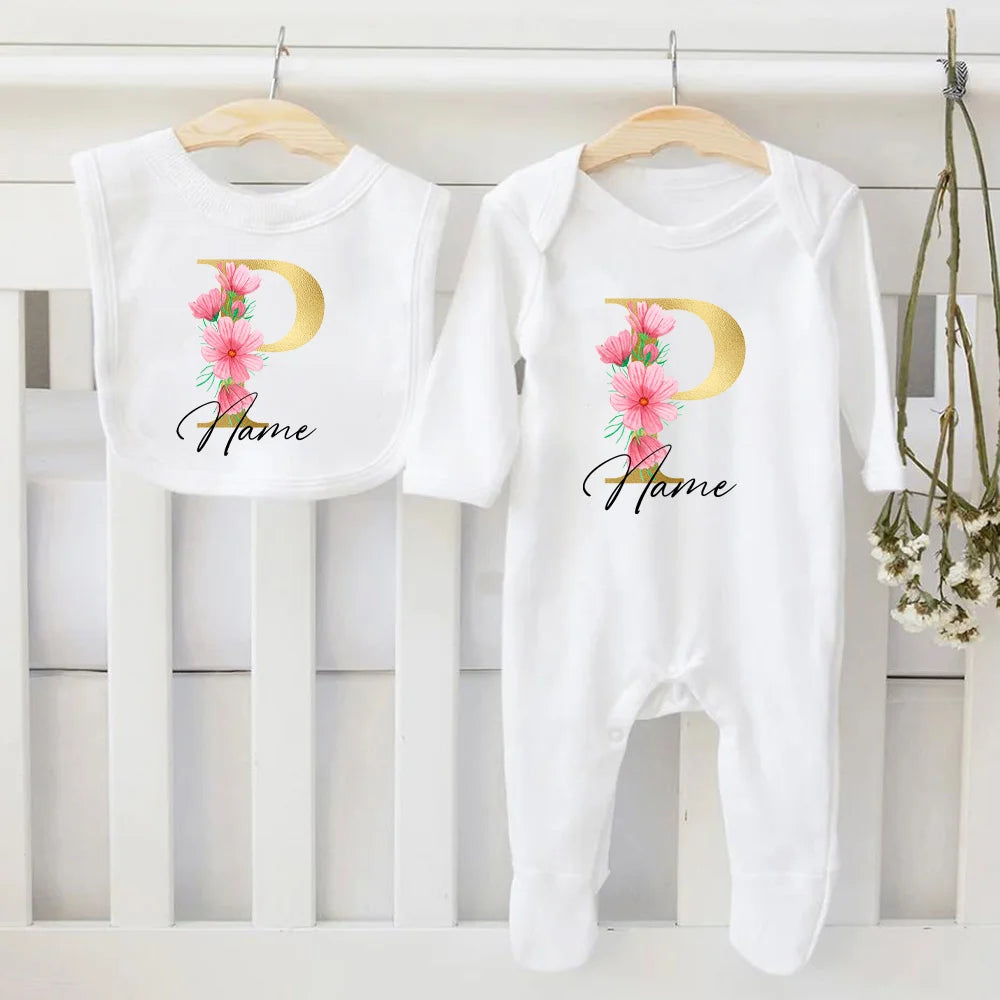 Conjunto de babero y body personalizado