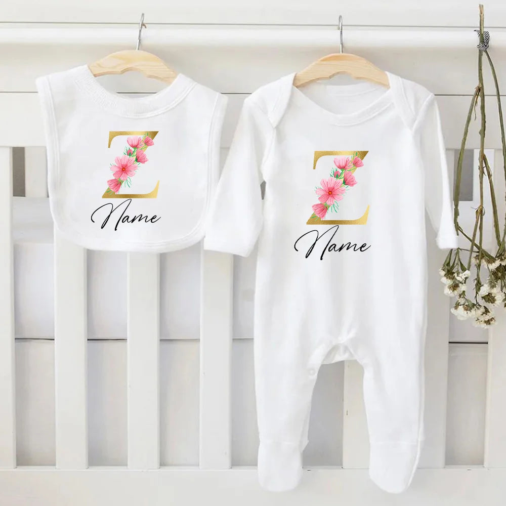 Conjunto de babero y body personalizado