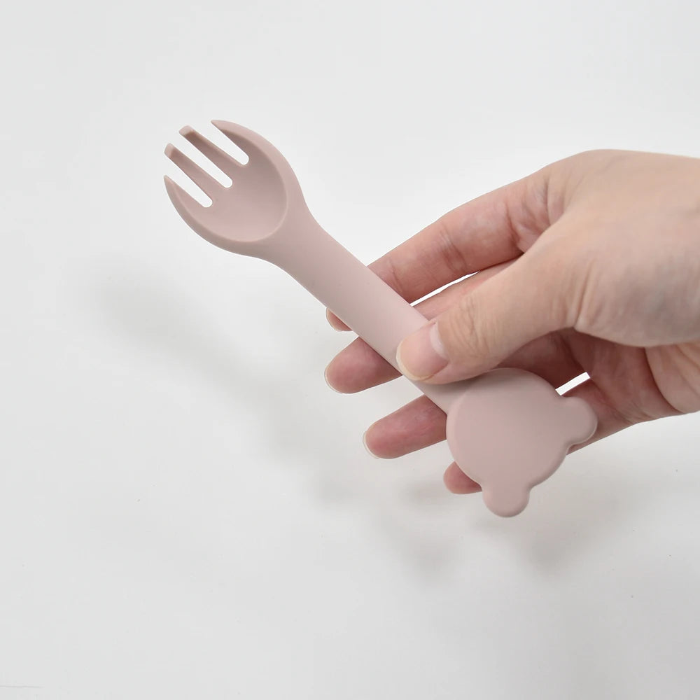Talheres de silicone em formato de urso