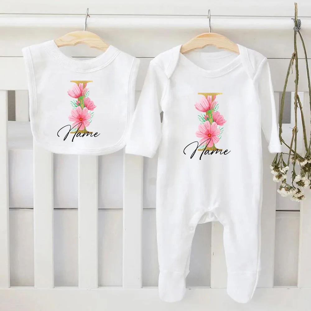 Conjunto de babero y body personalizado